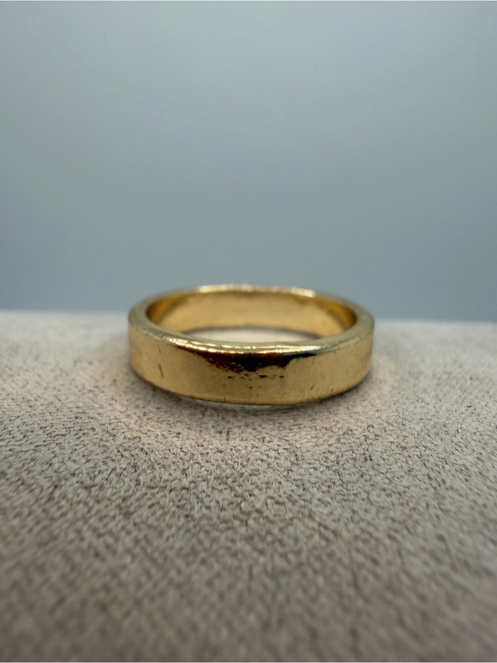 Classic Gold-Tone Women's Band Ring